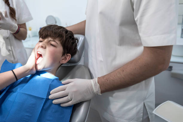 Best Cracked Tooth Emergency Dentist  in Conneaut, OH